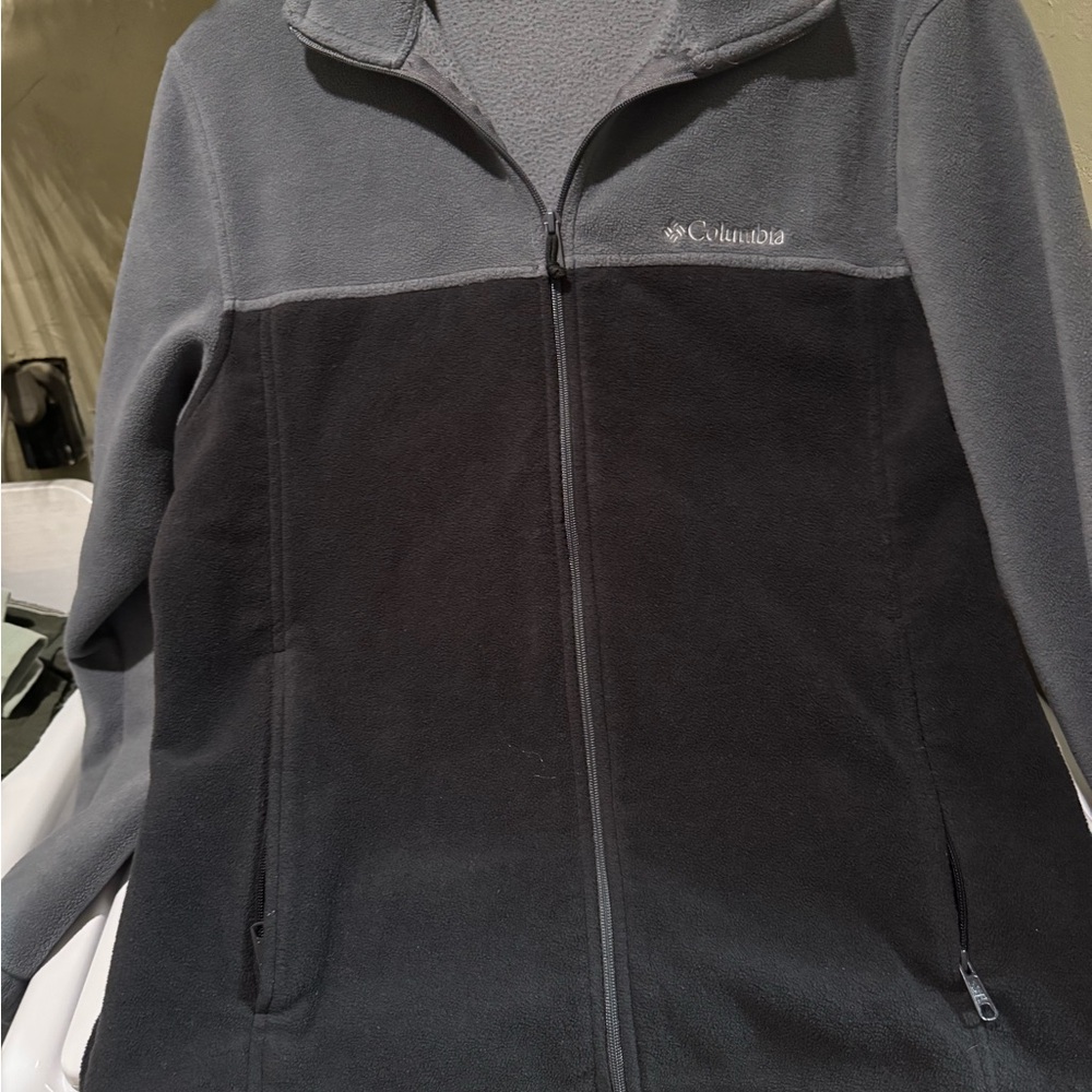 Columbia sports jacket